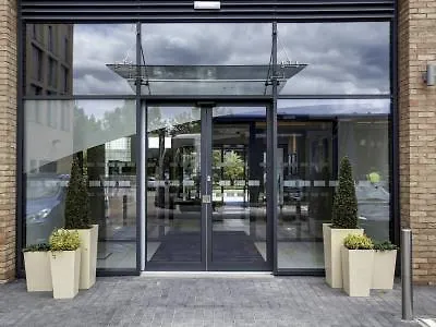 Holiday Inn Express London - Excel By Ihg 3*,